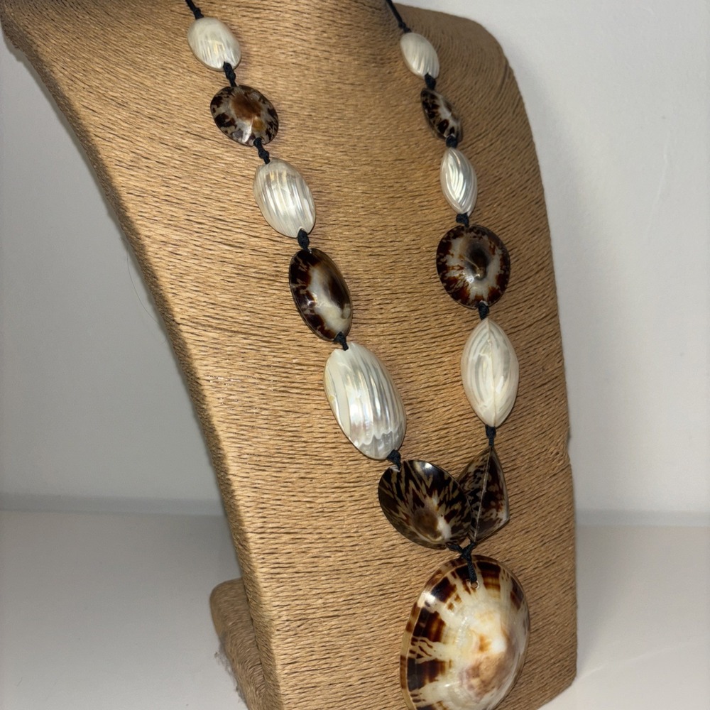 Boho Shell Necklace Statement Pendant Natural Sea… - image 3